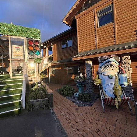 Lakefront Lodge Lac Taupo Extérieur photo